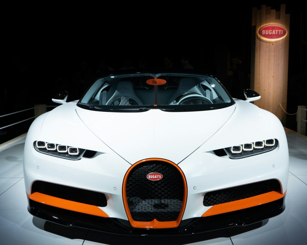 Bugatti Chiron: инженерный шедевр, который раздвигает границы возможного
