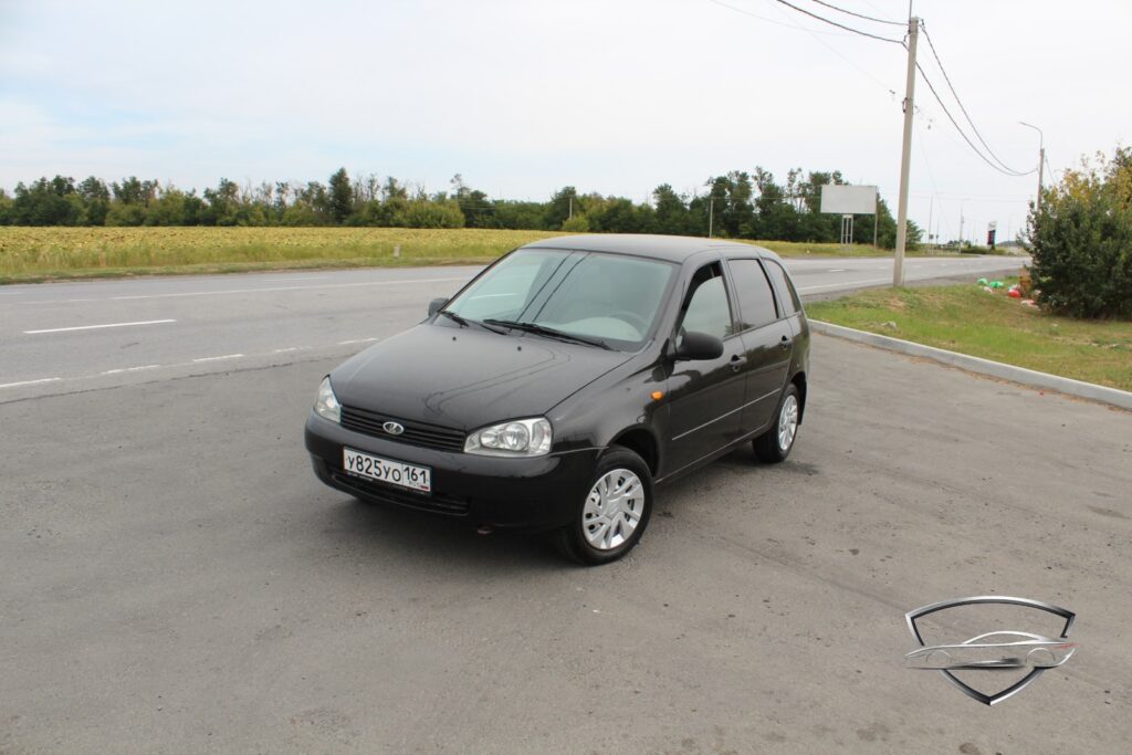 Lada Kalina 2010 вид спереди
