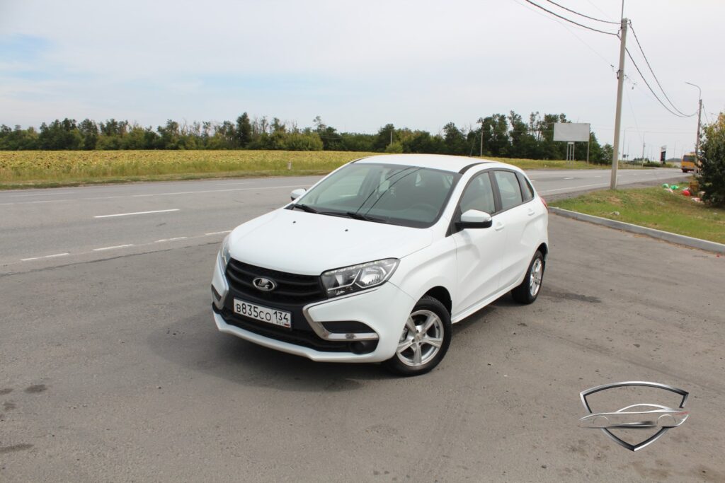 LADA XRAY вид спереди