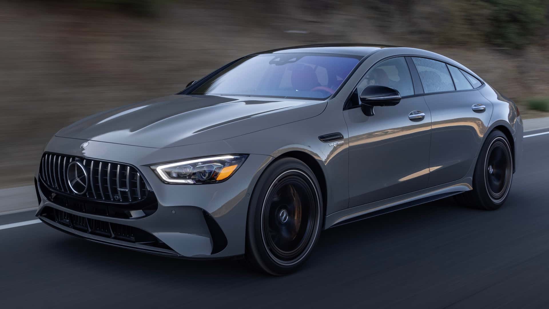 Mercedes‑AMG: как из обычного Mercedes делают спорткар — и что это значит для владельца